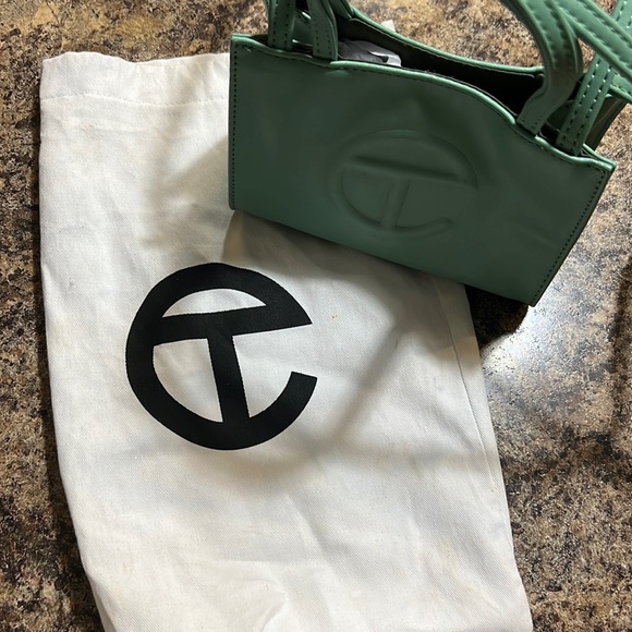 Mini Telfar bag - Picture 4 of 4